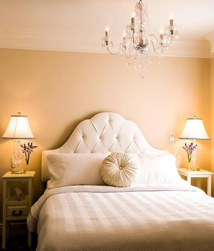 Humboldt House Bed & Breakfast Victoria