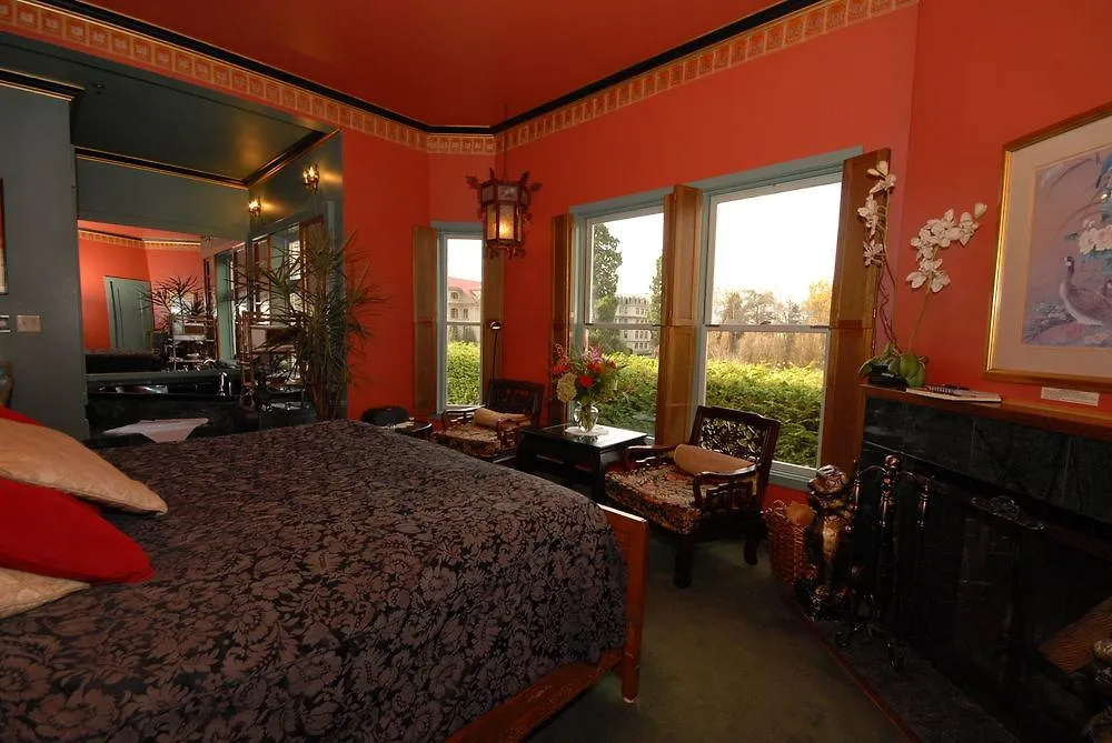 Humboldt House Bed & Breakfast Victoria