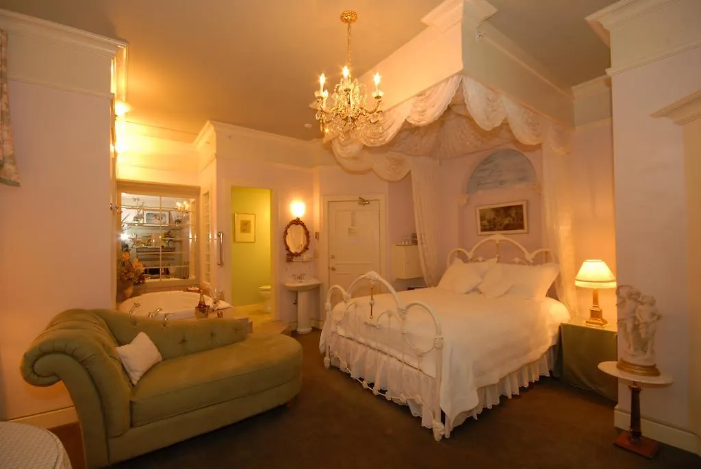 Humboldt House Bed & Breakfast Victoria