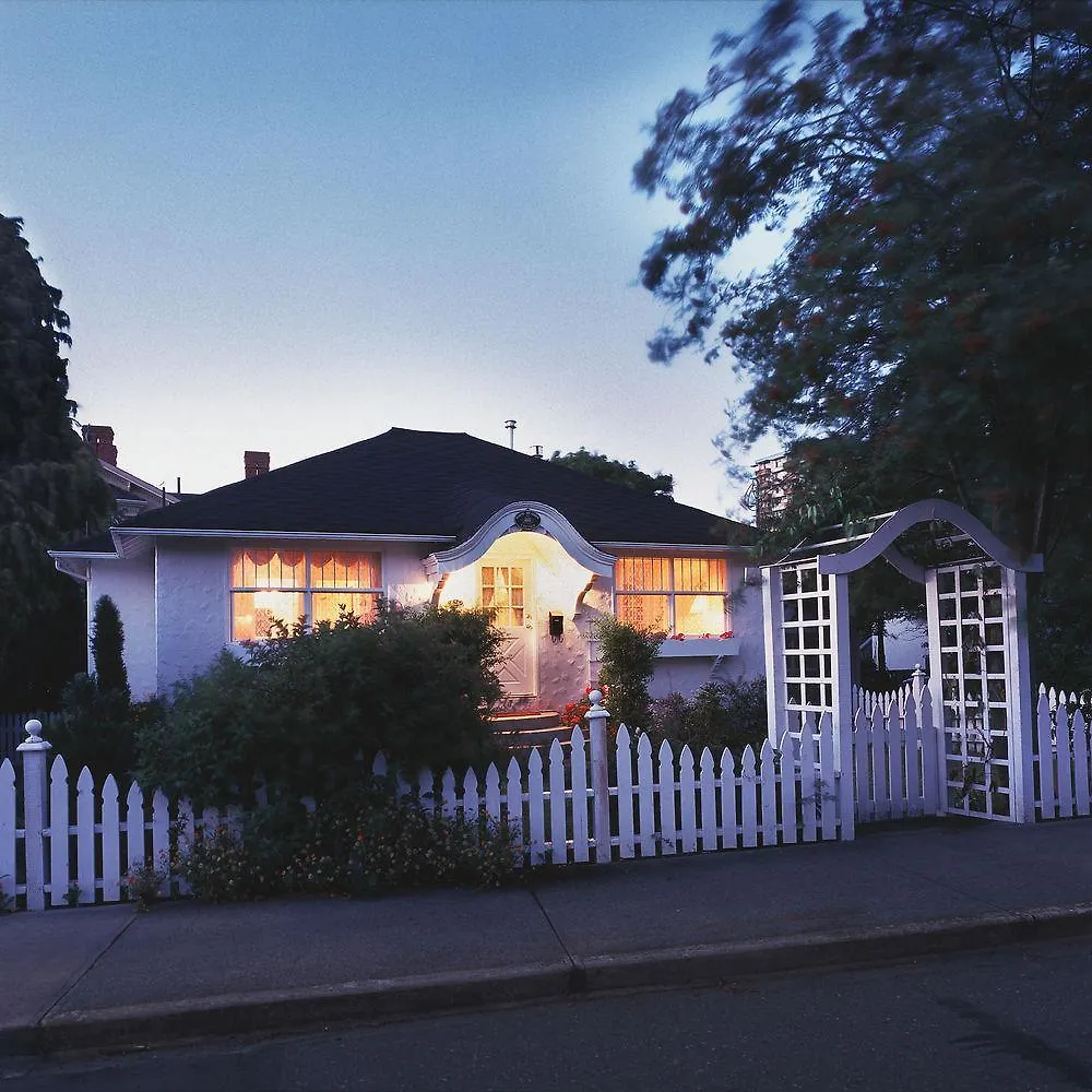 Humboldt House Bed & Breakfast Victoria 4*,