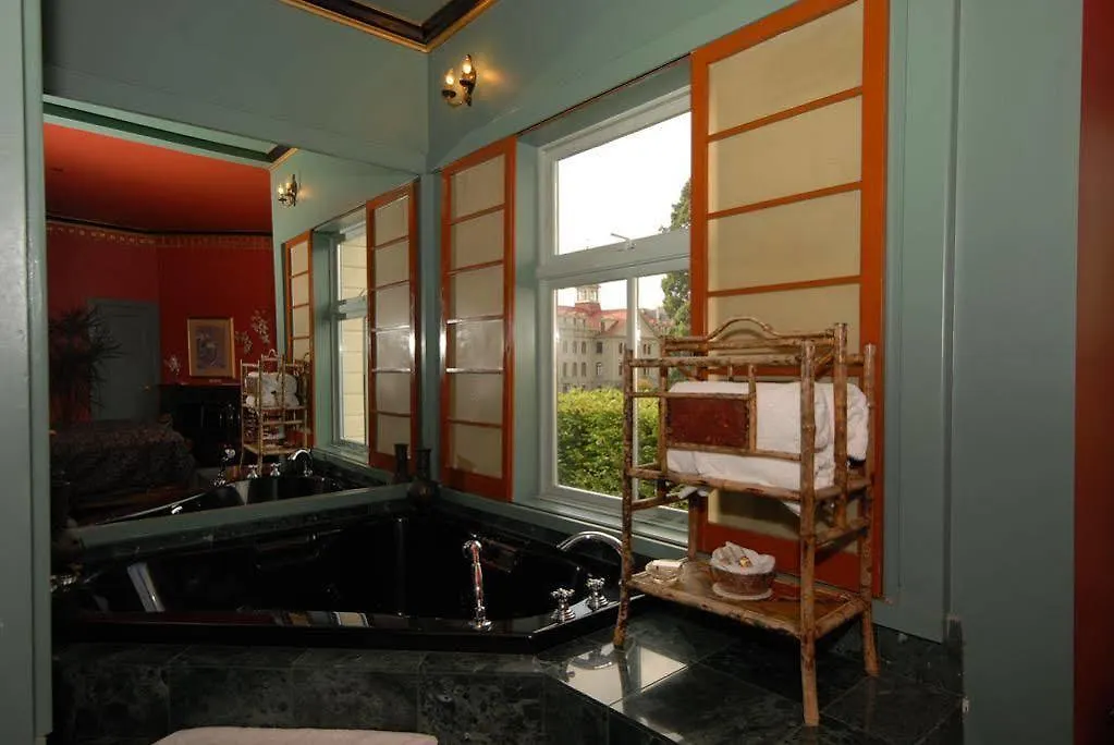 Humboldt House Bed & Breakfast Victoria 4*,  Canada