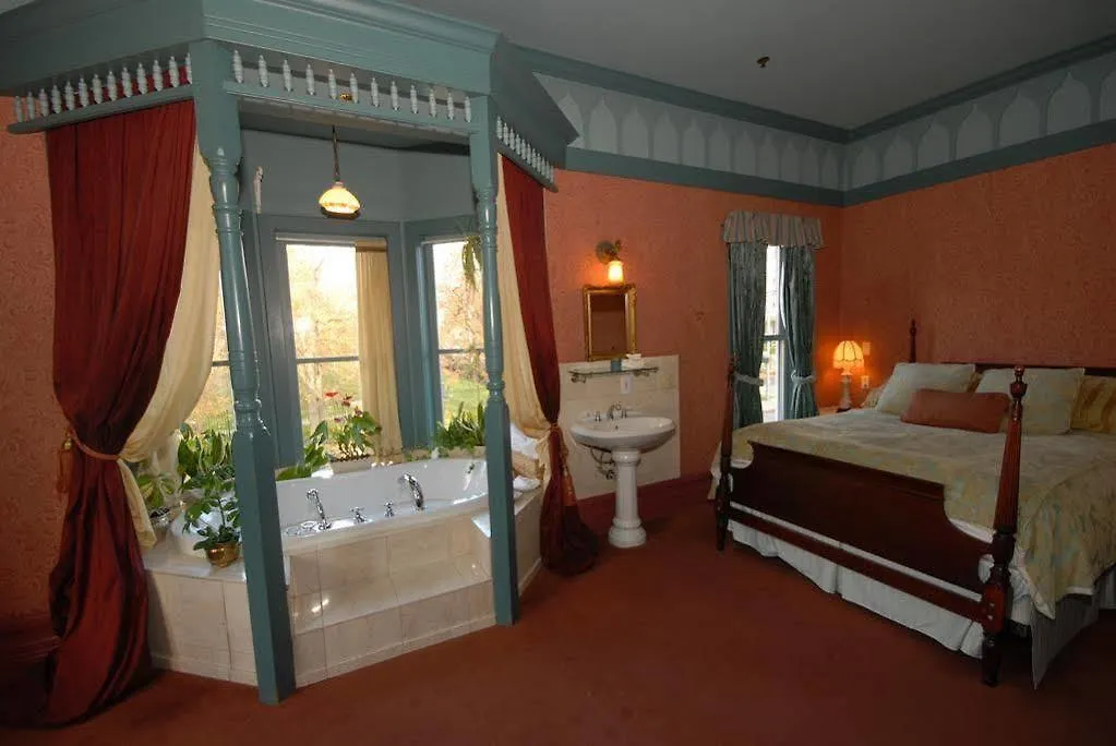 Humboldt House Bed & Breakfast Victoria