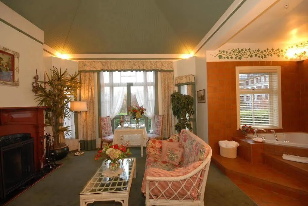 Humboldt House Bed & Breakfast Victoria Canada