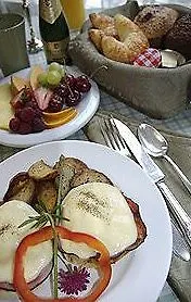 Humboldt House Bed & Breakfast Victoria